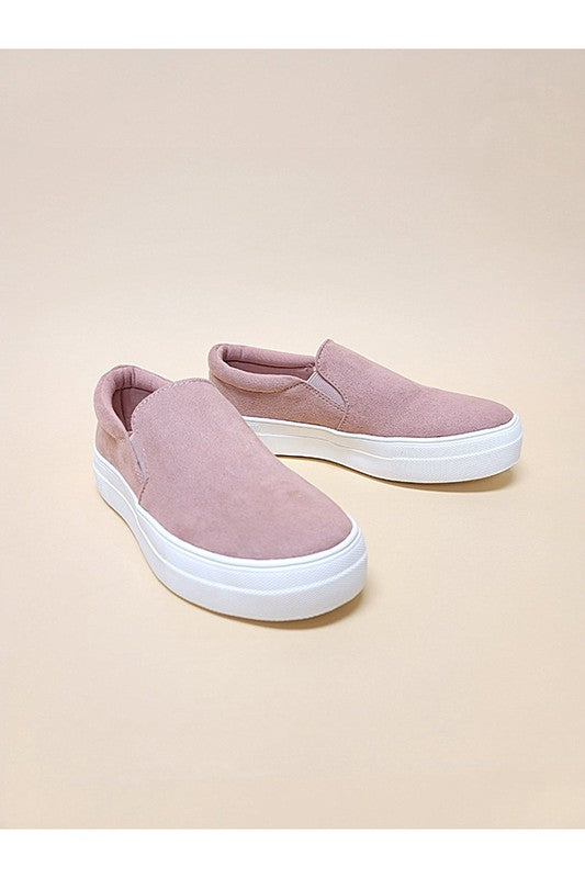 HIKE-SLIP ON CASUAL SNEAKERS Let's See Style
