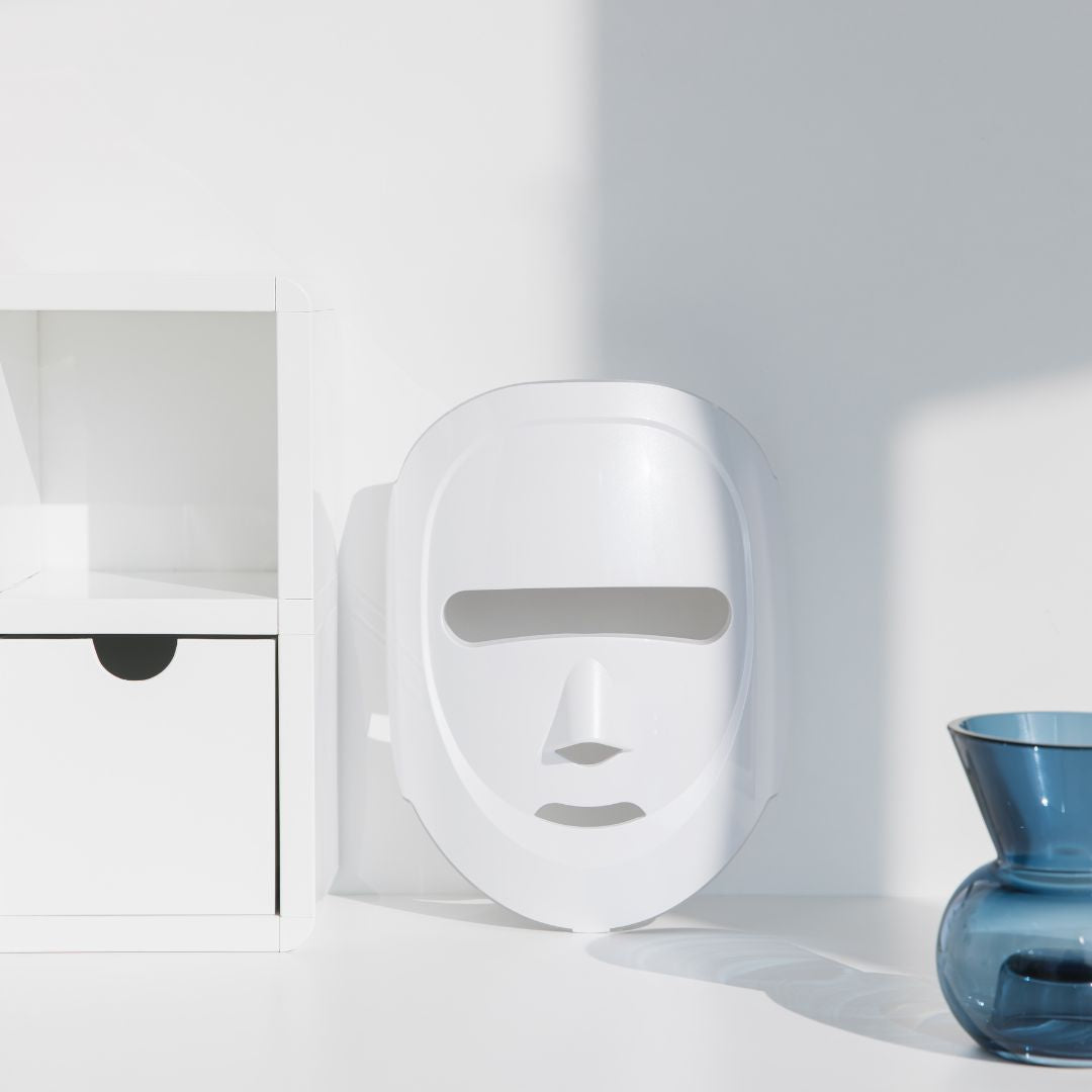 Eco Face Platinum LED Mask (Pearl White) ECO FACE PLATINUM
