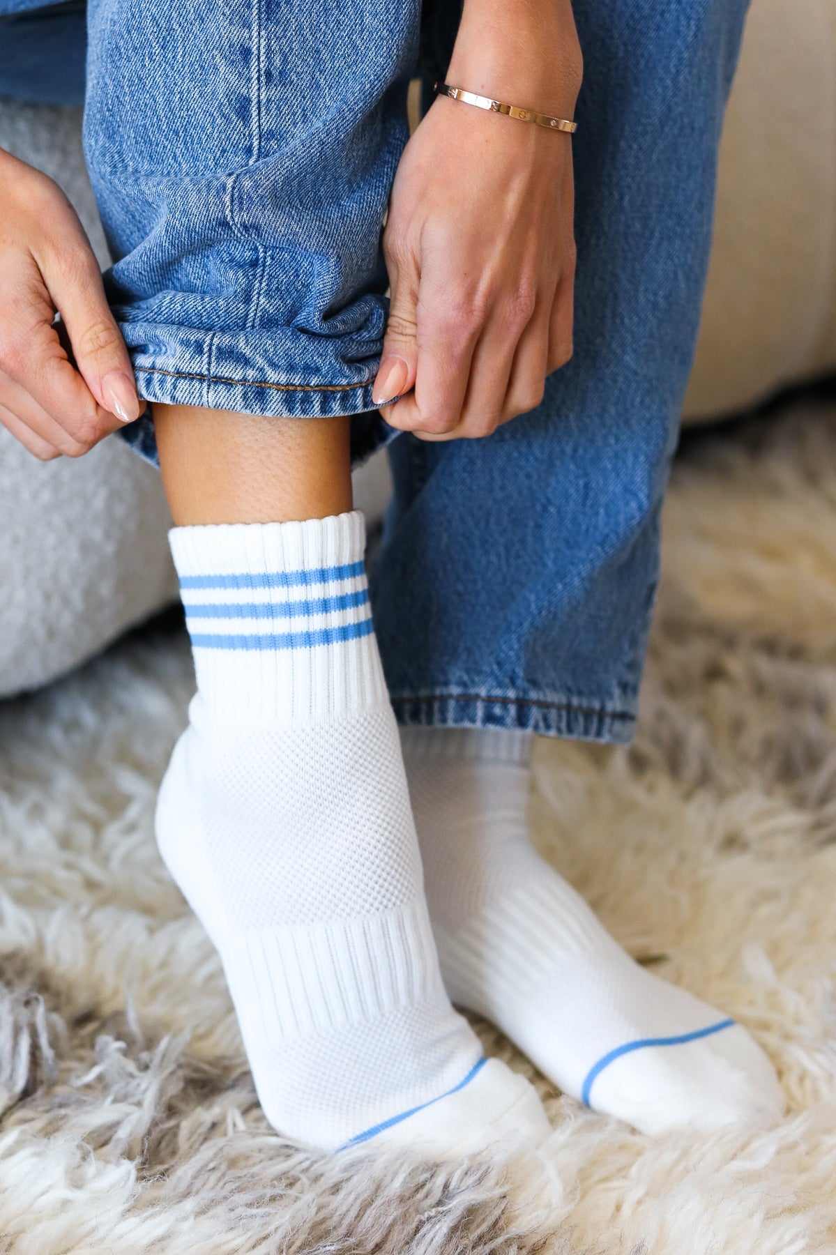 White & Blue Sporty Ankle Socks ICON