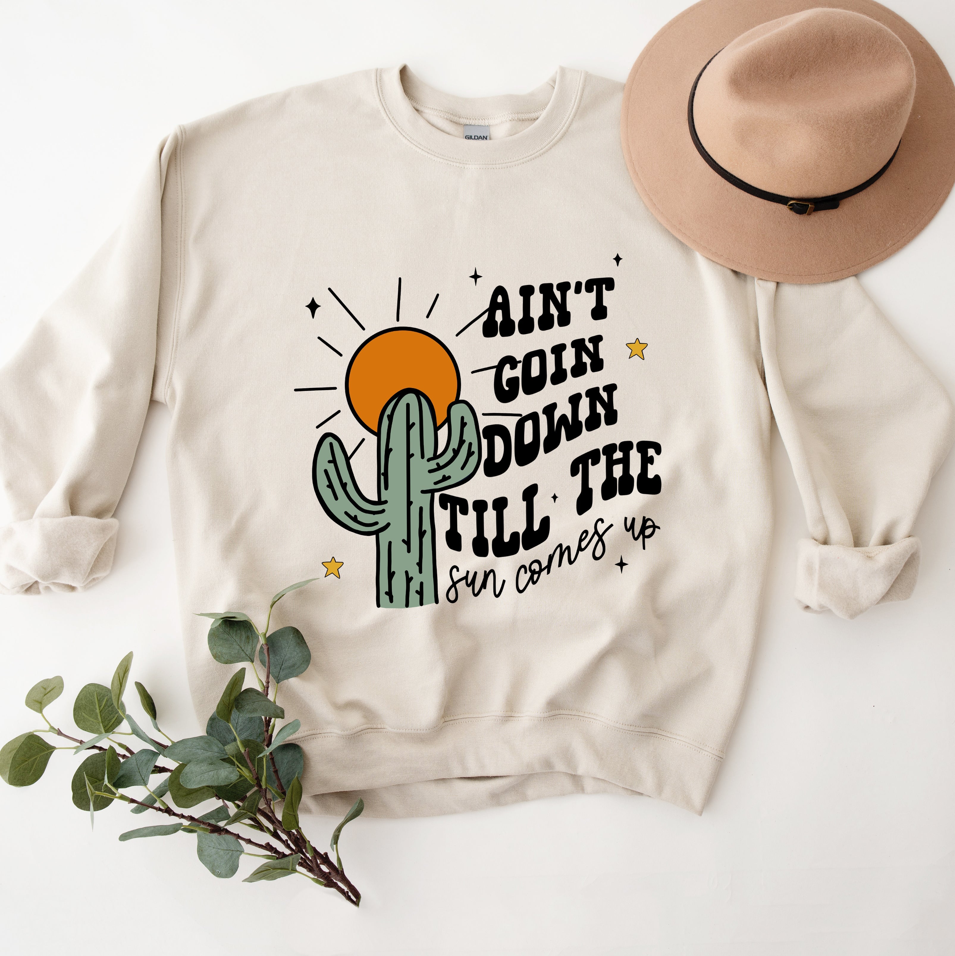 Ain't Goin Down Cactus | Sweatshirt Olive and Ivory Retail