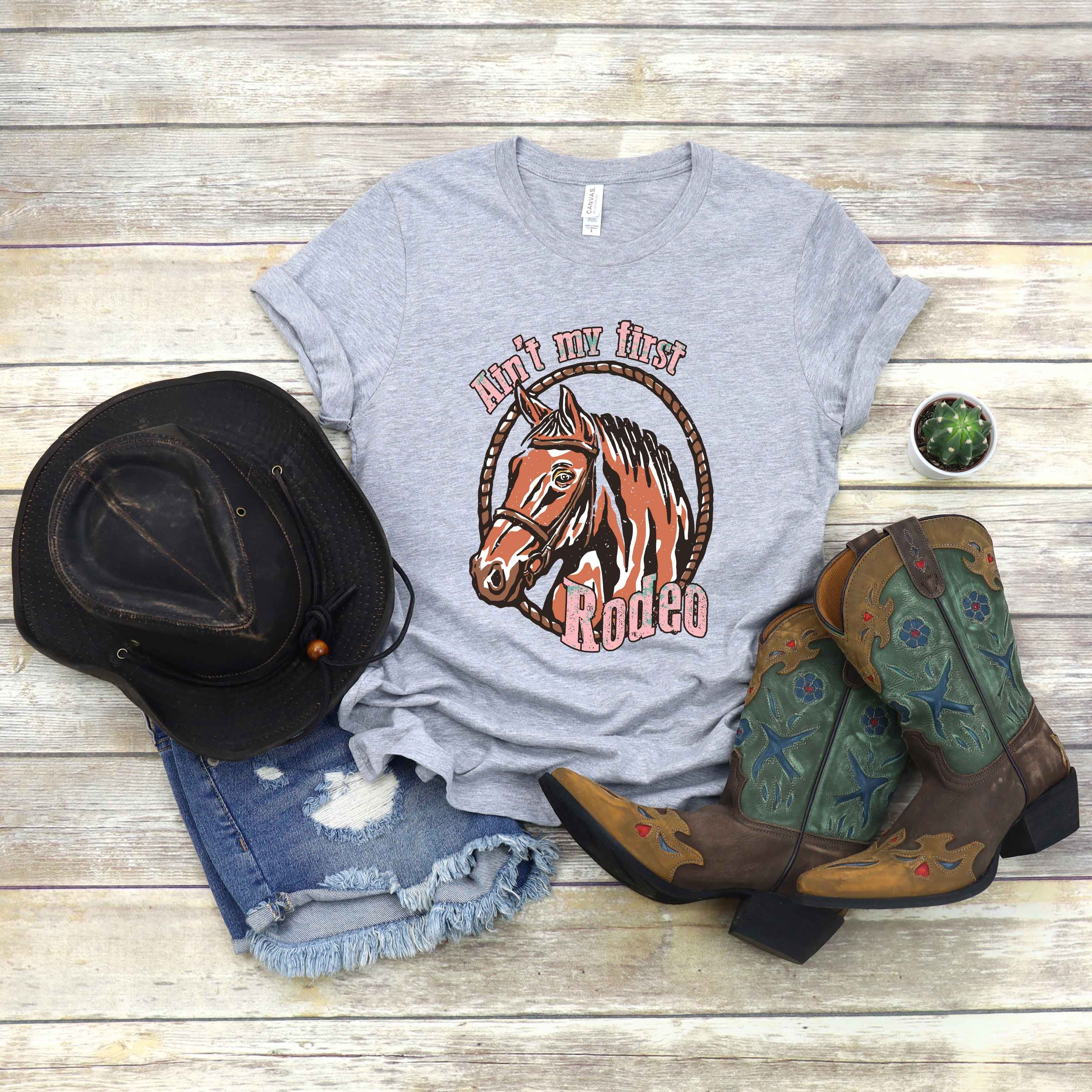 Ain't My First Rodeo Horse | Short Sleeve Crew Neck Olive and Ivory Retail