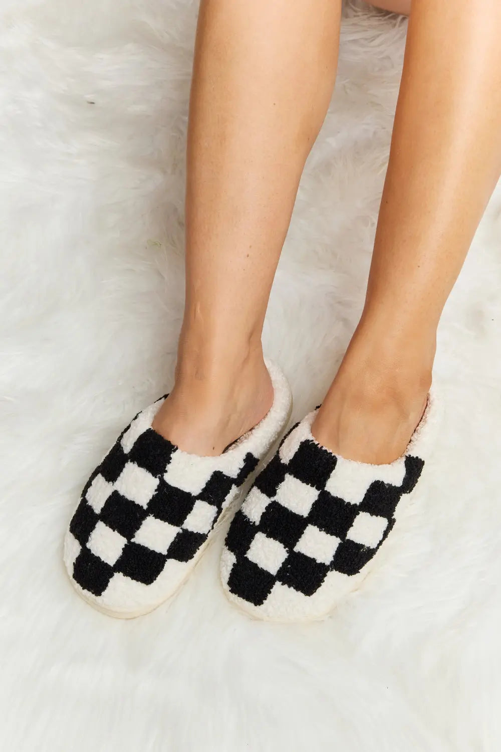 Melody Checkered Print Plush Slide Slippers Trendsi