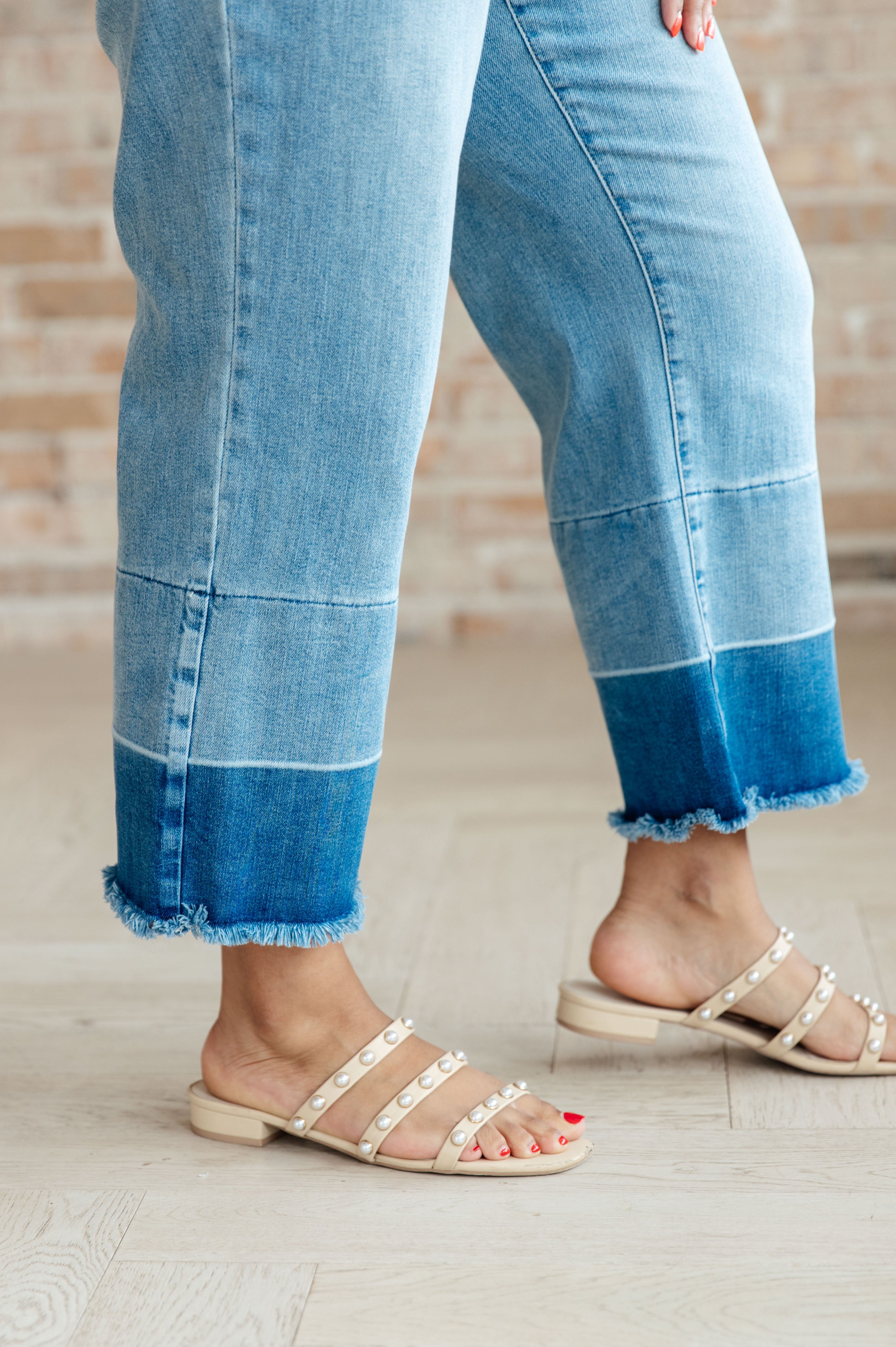 Olivia High Rise Wide Leg Crop Jeans in Medium Wash Ave Shops