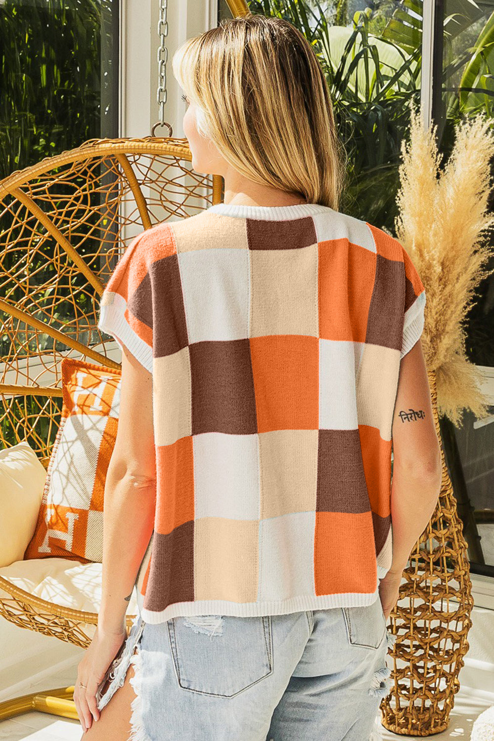 BiBi Color Block Checkered Sweater Vest Trendsi