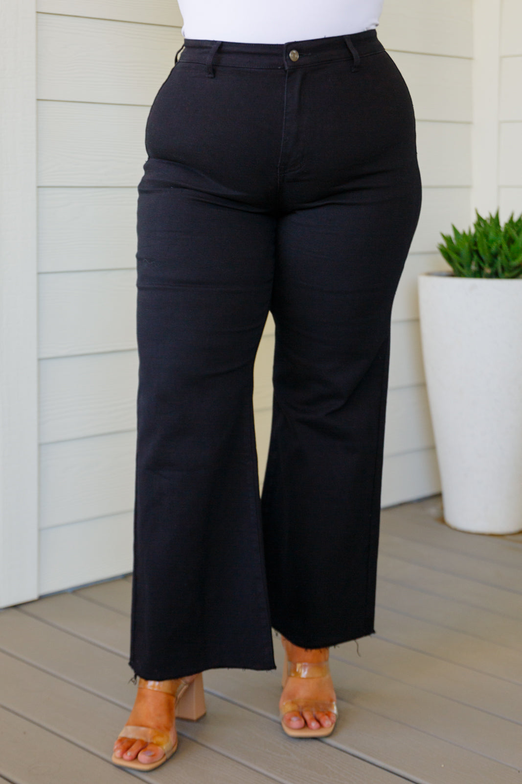 August High Rise Wide Leg Crop Jeans in Black Ave Shops
