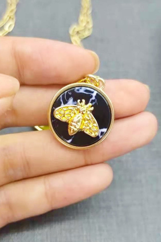 Bee On The Jewel Necklace Ellisonyoung.com