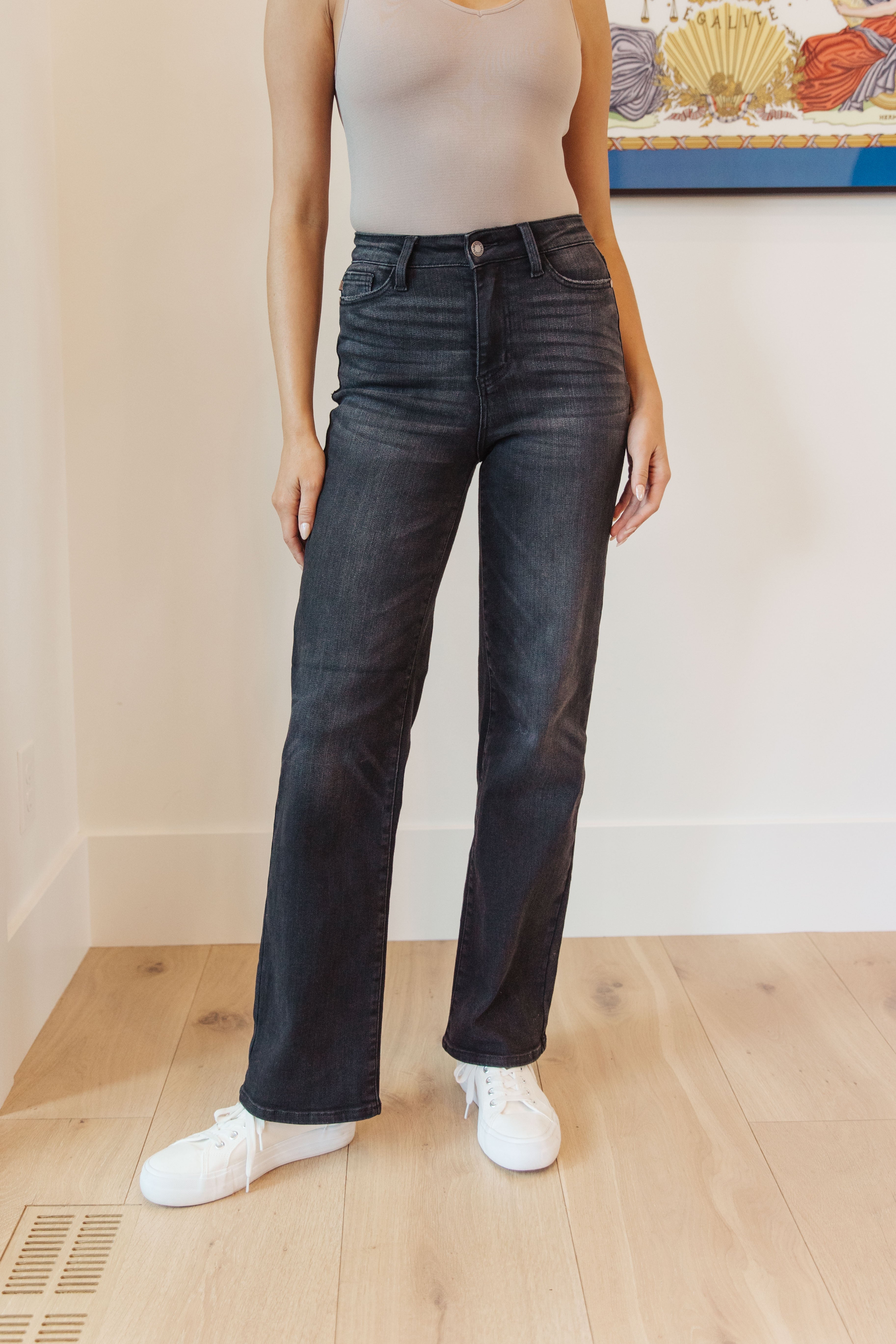 Eleanor High Rise Classic Straight Jeans in Washed Black Ave Shops