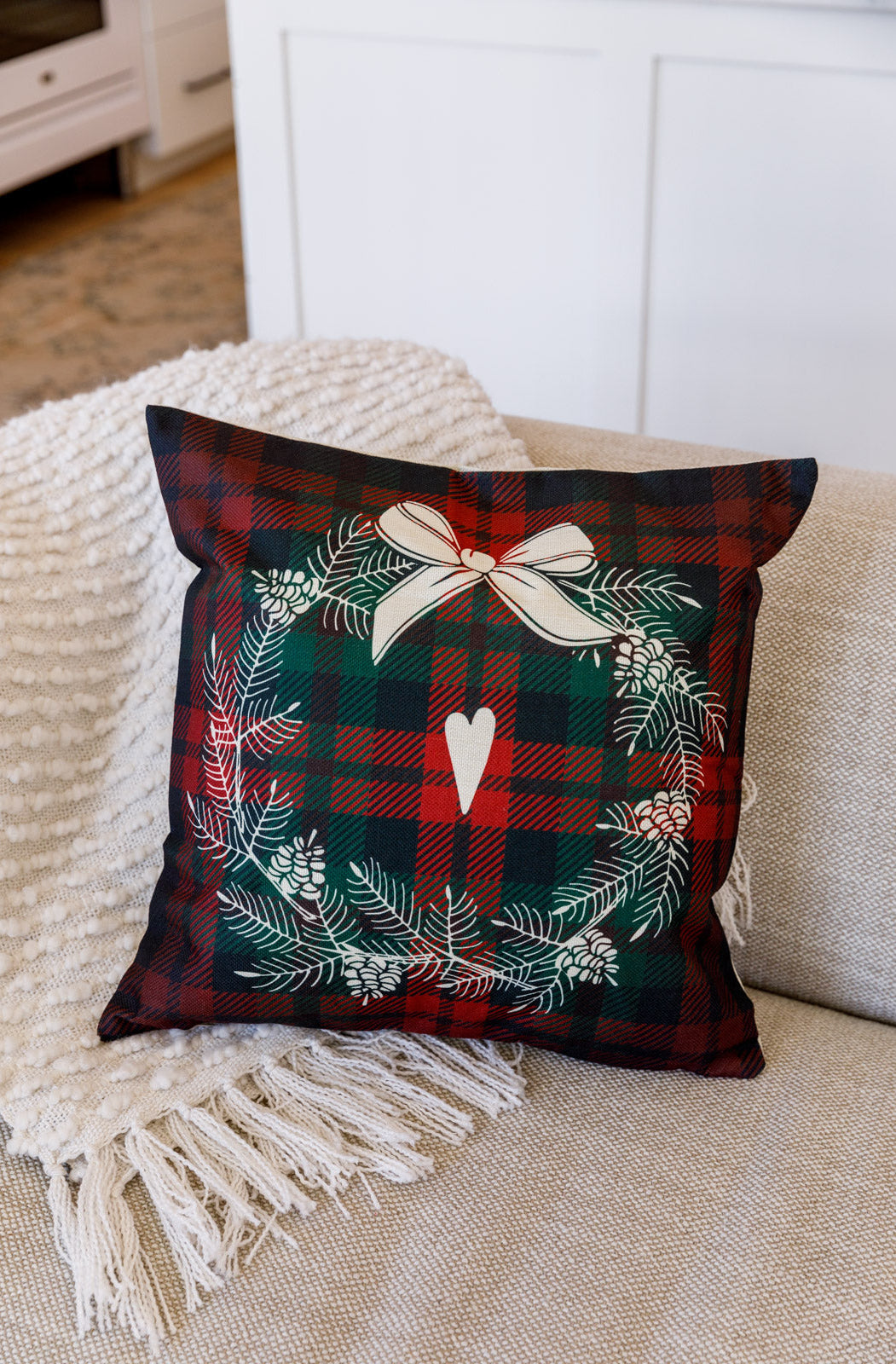 Holiday Wreath Pillow Case Ave Shops