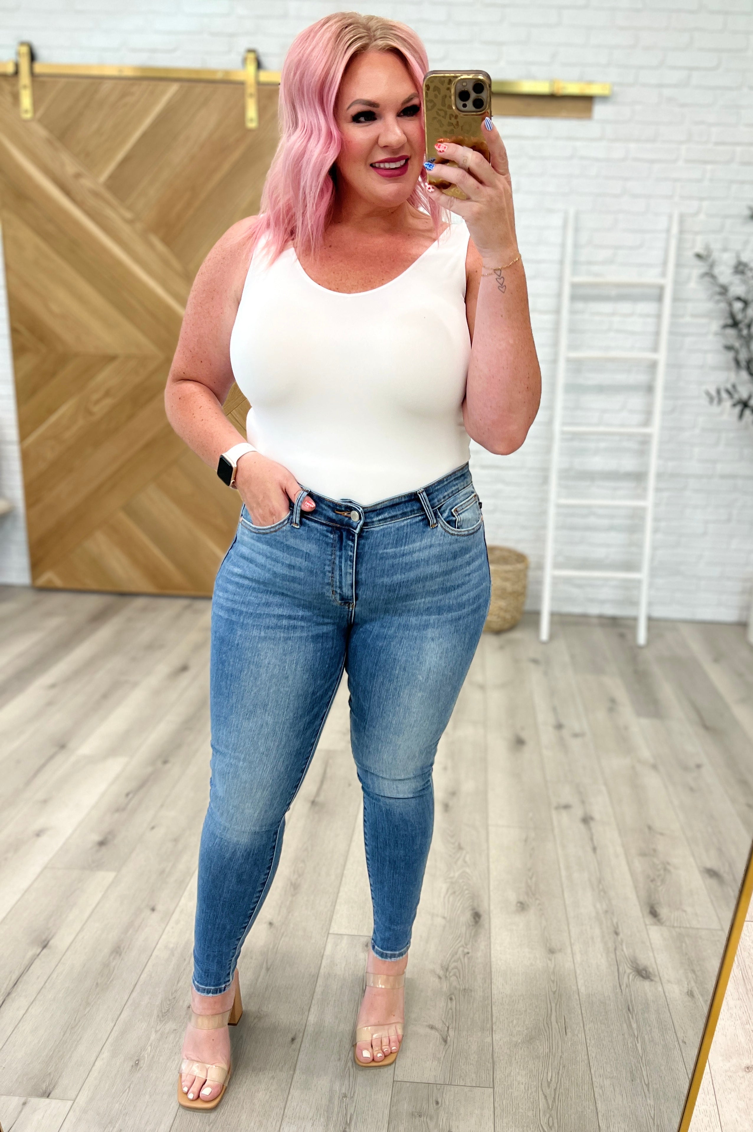 Catherine Mid Rise Vintage Skinny Jeans Ave Shops
