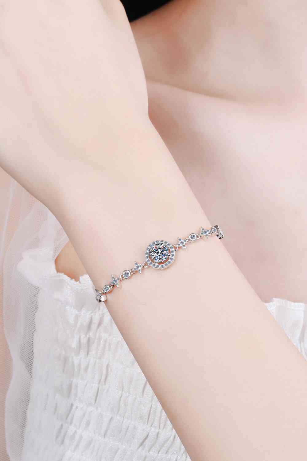 Adored Show You The Way Moissanite Bracelet Trendsi