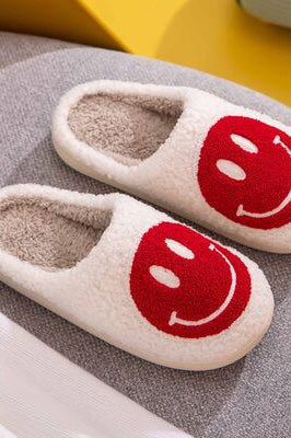 Melody Smiley Face Cozy Slippers Trendsi