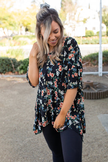 Night Blossoms Short Sleeve Top Boutique Simplified