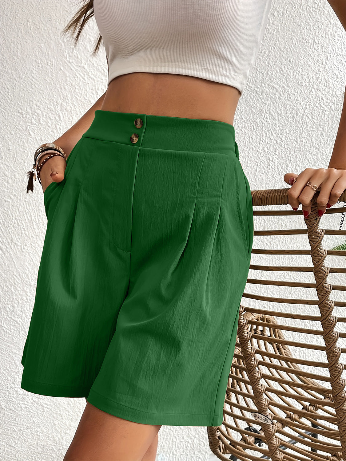 Pocketed Half Elastic Waist Shorts Trendsi