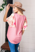 Mauve Rib Floral Chiffon Flutter Sleeve Knit Top Haptics