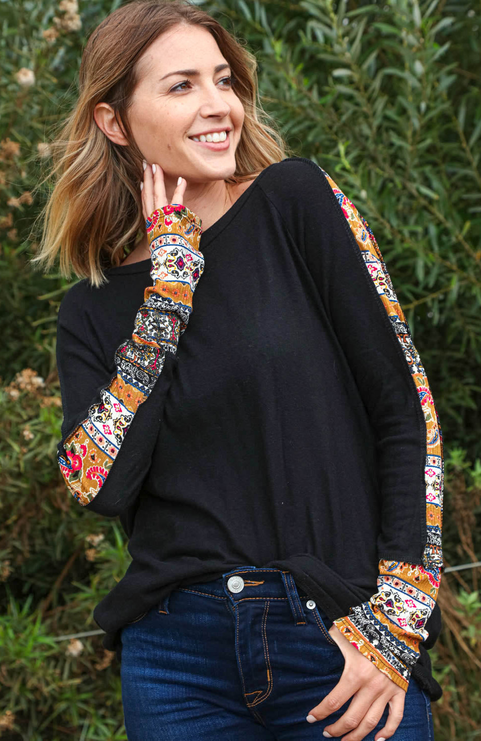 Ethnic Paisley Print Raglan Knit Top with Thumb Holes Haptics