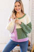 Ivory & Green Colorblock Cable Knit Sweater Entro