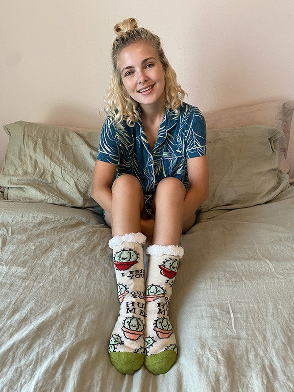 Love Sucks - Women's Cozy Sherpa Slippers Socks Oooh Yeah Socks