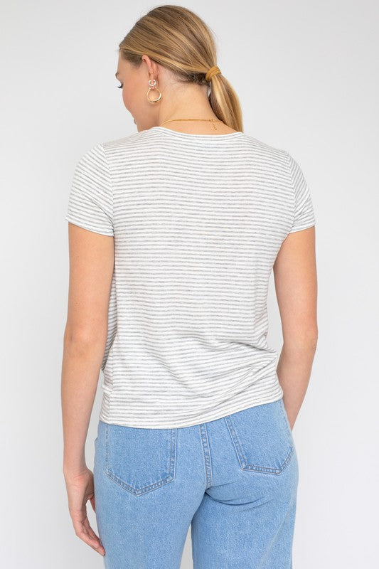 Short Sleeve V-Neck Twist Front Top Gilli