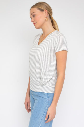 Short Sleeve V-Neck Twist Front Top Gilli