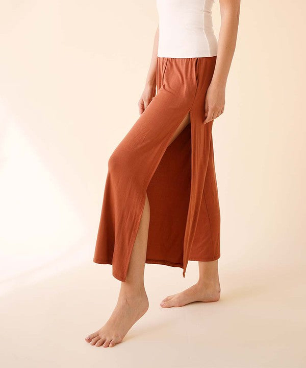 BAMBOO ANKLE LENGTH SLIT PANTS Fabina