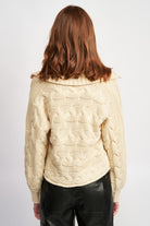 LONG SLEEVE COLLARED SWEATER Emory Park