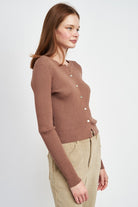 LONG SLEEVE BUTTON UP CROP TOP Emory Park