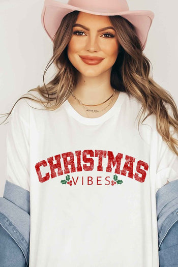 CHRISTMAS VIBES GRAPHIC T-SHIRT ALPHIA