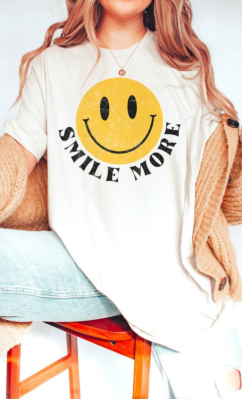 SMILE MORE HAPPY FACE GRAPHIC TEE BLUME AND CO.