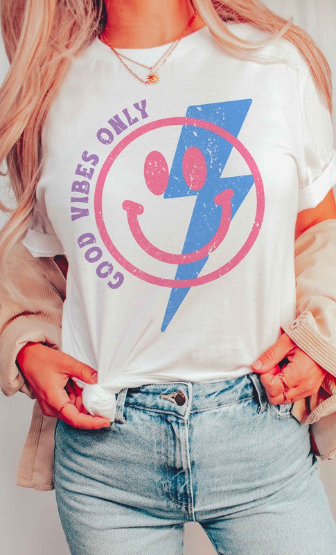 GOOD VIBES ONLY HAPPY FACE GRAPHIC TEE BLUME AND CO.