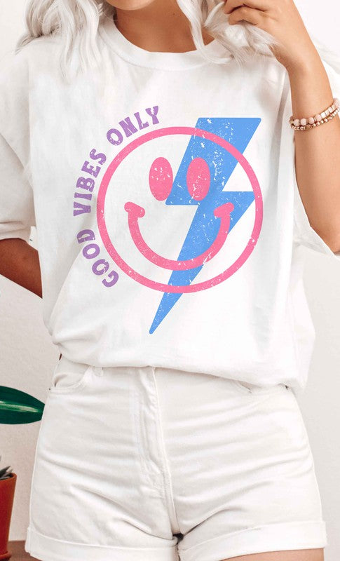 GOOD VIBES ONLY HAPPY FACE GRAPHIC TEE BLUME AND CO.