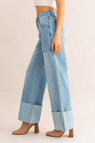 High-Waisted Wide Leg Cuffed Jeans LE LIS