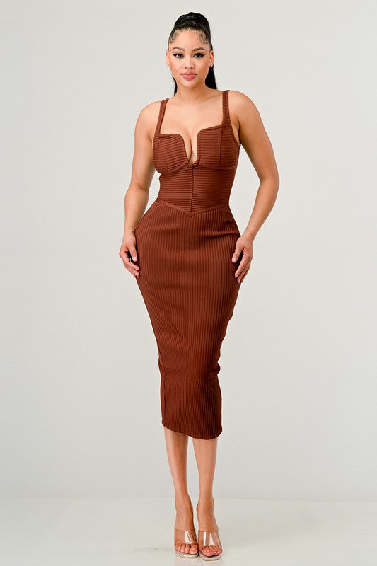 IT FEELS LIKE FALL MIDI DRESS Athina