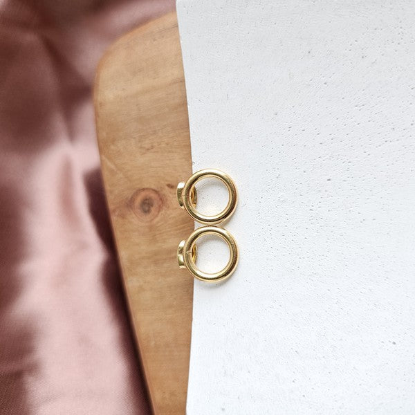 Luxe Gold Oriana Studs - Small Spiffy & Splendid