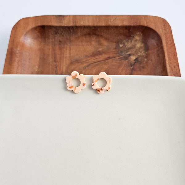 Flower Studs - Peach Spiffy & Splendid