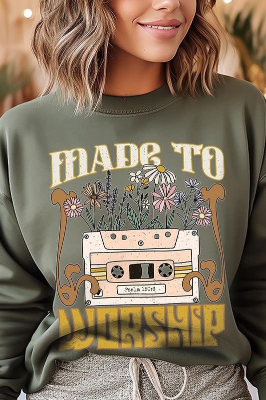 Worship Psalm Cassette Graphic Fleece Sweatshirts Color Bear