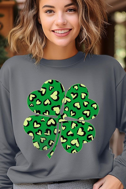 Four Leaf Clover Graphic Fleece Sweatshirts Color Bear