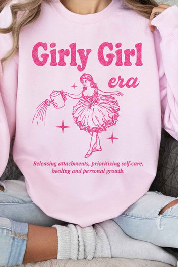 GIRLY GIRL ERA GRAPHIC SWEATSHIRT ALPHIA