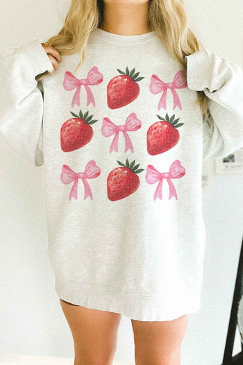 STRAWBERRY BOW COQUETTE OVERSIZED SWEATSHIRT ALPHIA