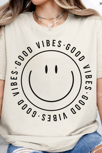 GOOD VIBES HAPPY SMILES GRAPHIC TEE ALPHIA