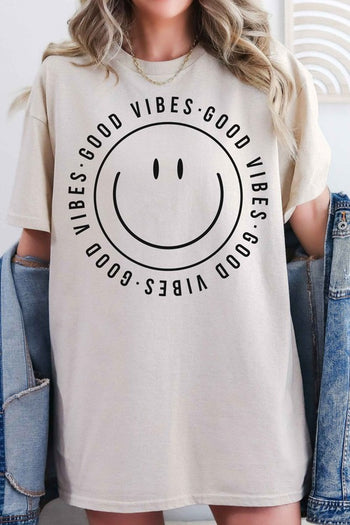 GOOD VIBES HAPPY SMILES OVERSIZED TEE ALPHIA