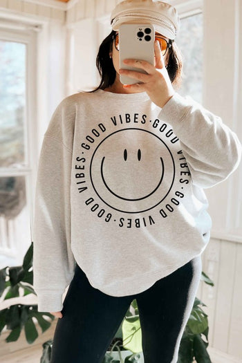 GOOD VIBES HAPPY SMILES OVERSIZED SWEATSHIRT ALPHIA