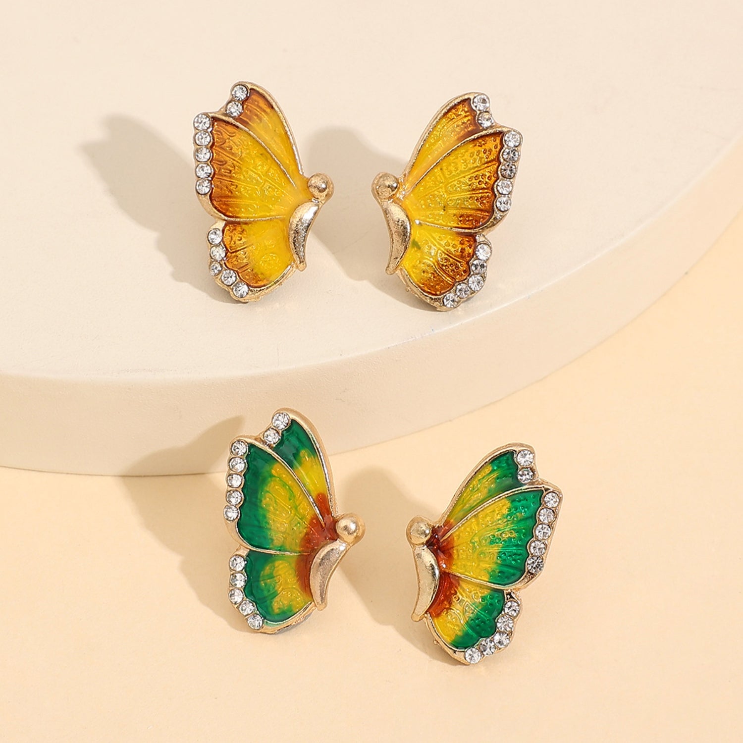 2 Piece Rhinestone Alloy Butterfly Stud Earrings Trendsi