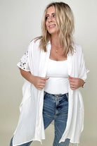 Davi & Dani Solid Button Down Short Sleeve Hi-Low Lace Loose Top Kiwidrop