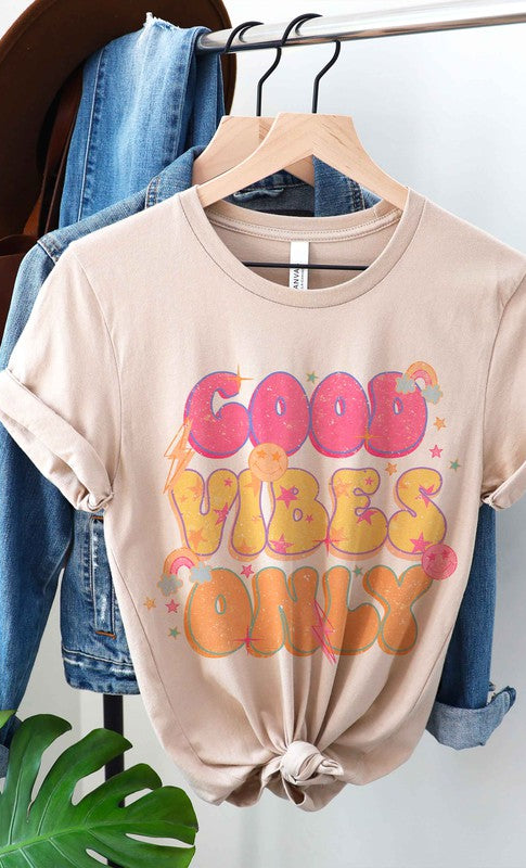 RETRO GOOD VIBES ONLY Graphic T-Shirt BLUME AND CO.