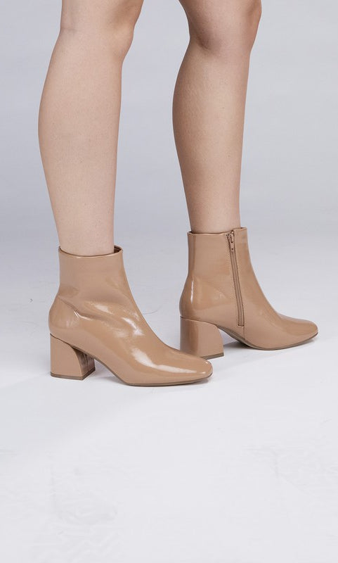 Ultra Faux Leather Boots Fortune Dynamic