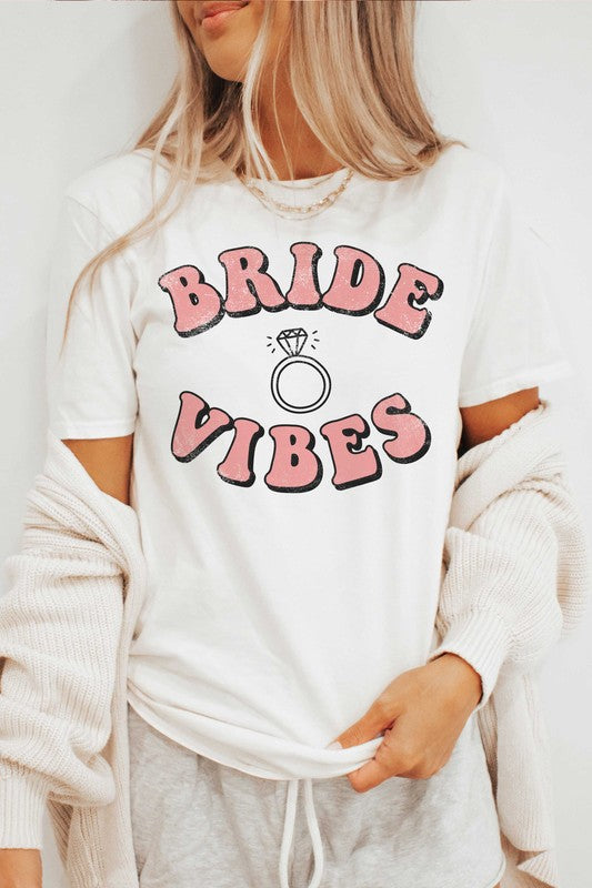 BRIDE VIBES Graphic T-Shirt BLUME AND CO.