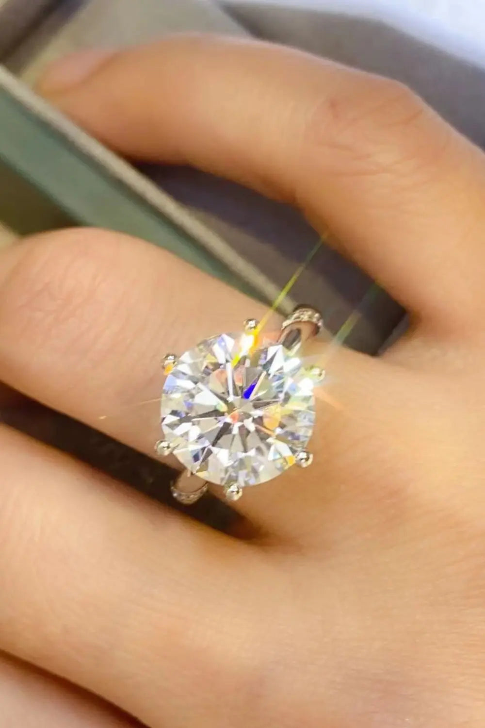 5 Carat Moissanite 6-Prong Ring Trendsi