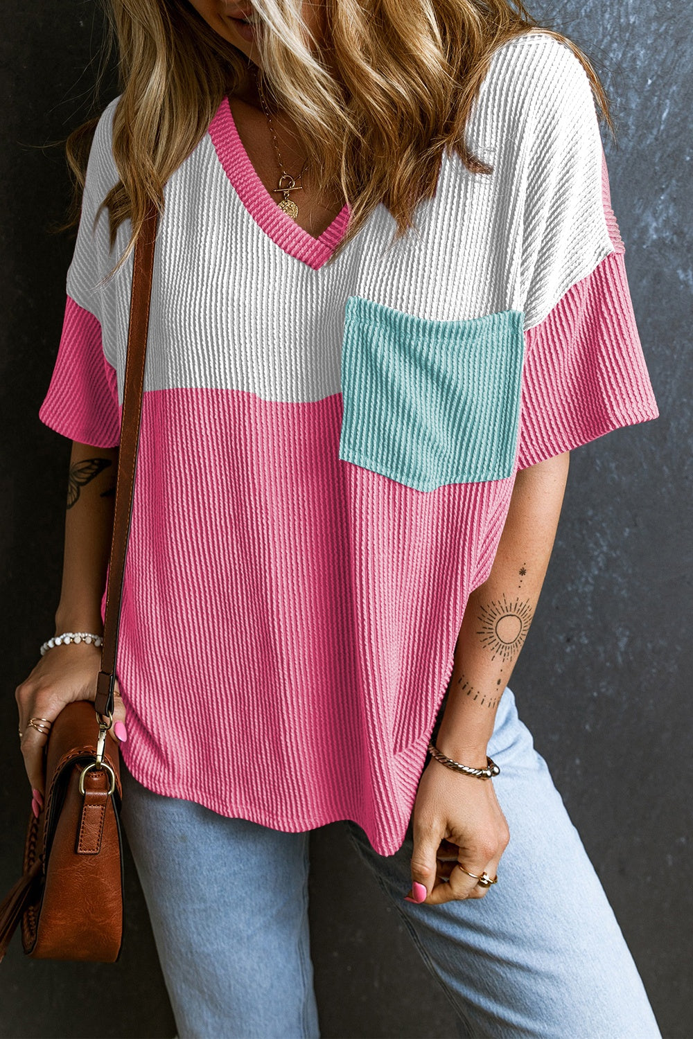 Color Block V-Neck Short Sleeve T-Shirt Trendsi