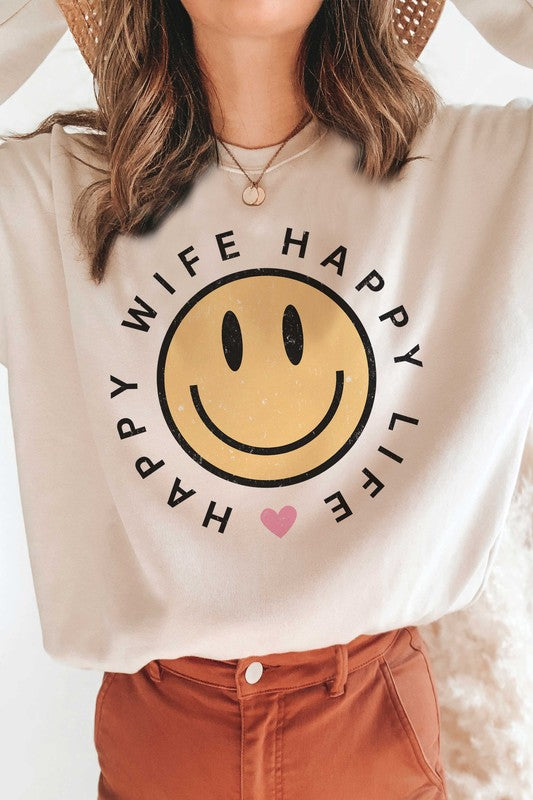 HAPPY WIFE HAPPY LIFE Graphic Sweatshirt BLUME AND CO.