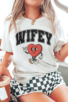 PLUS SIZE - WIFEY HEART Graphic T-Shirt BLUME AND CO.